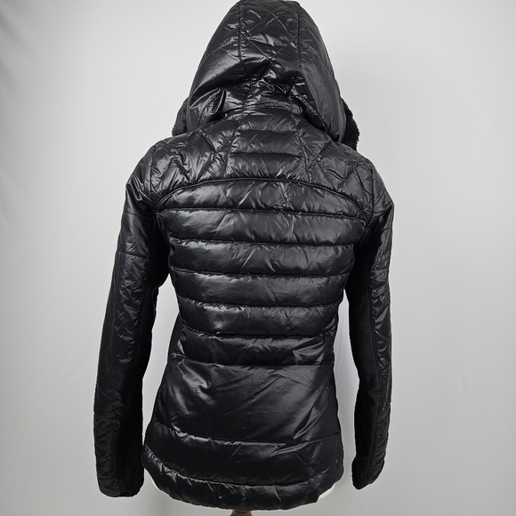 Marmot black 700 downfield puffer coat with faux fur hood size small - Picture 2 of 16